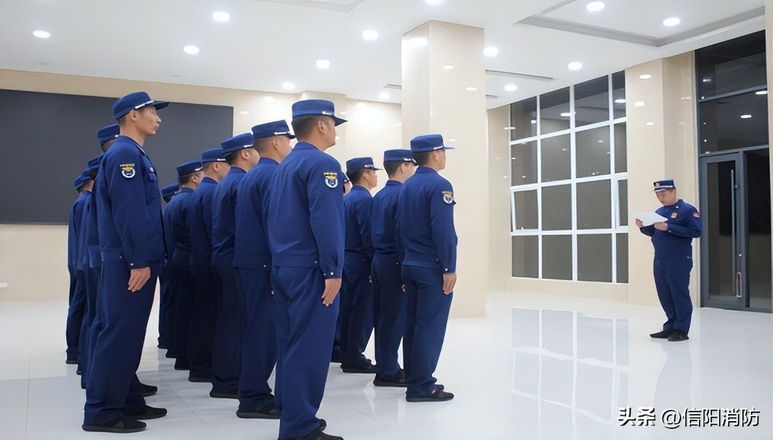 消防十二时辰丨记录蓝朋友的一天记录每时每刻的满分生活