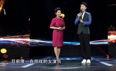 总台百位播音员主持人参与录制百集微视频节目，故事分配有深意