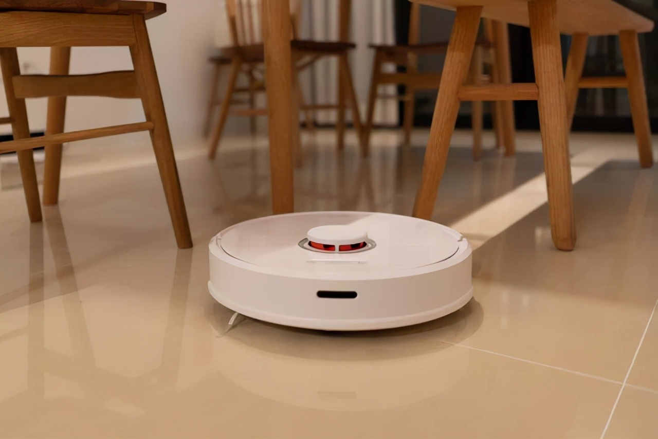 扫地机器人究竟好不好用,扫地机器人用一年的真实感受