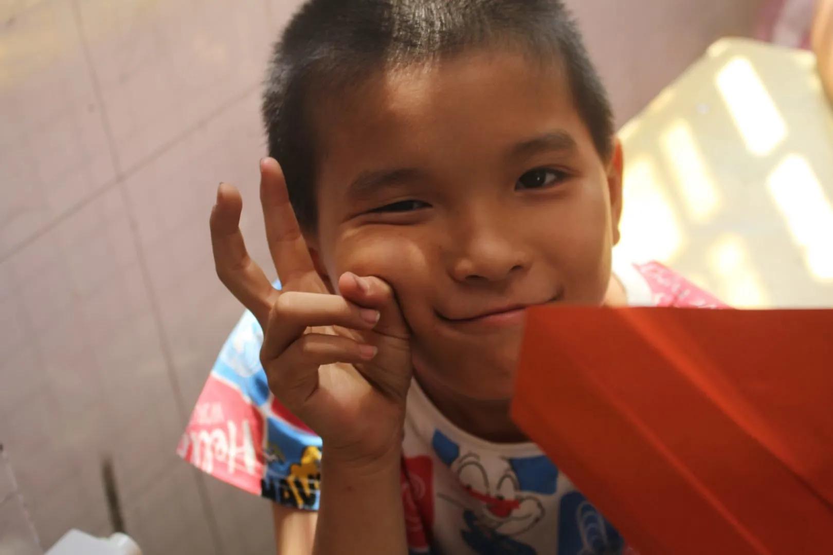 湖北二师艺愿支教西南行--见面第一课，梦想扬帆起航