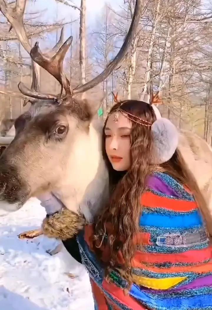 五十六个民族服饰傈僳族,五十六个民族代表服饰图片