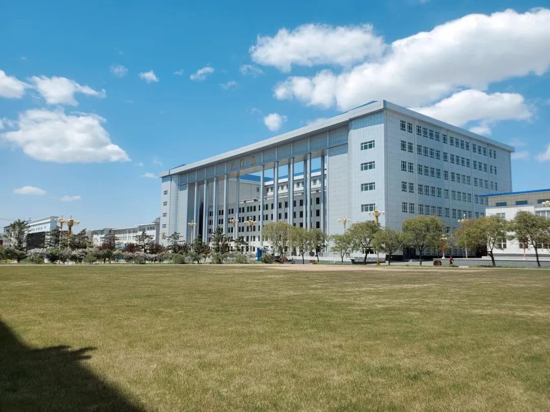 世界无烟日吸烟有害健康视频,世界无烟日和吸烟有害健康一样吗