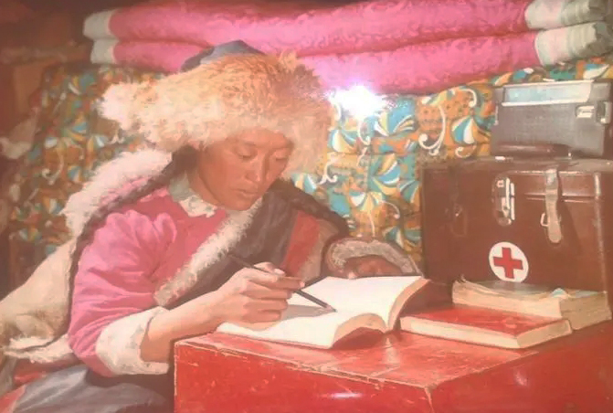 卫生部领导要消灭中医,毛主席:看不起中医,是资产阶级思想