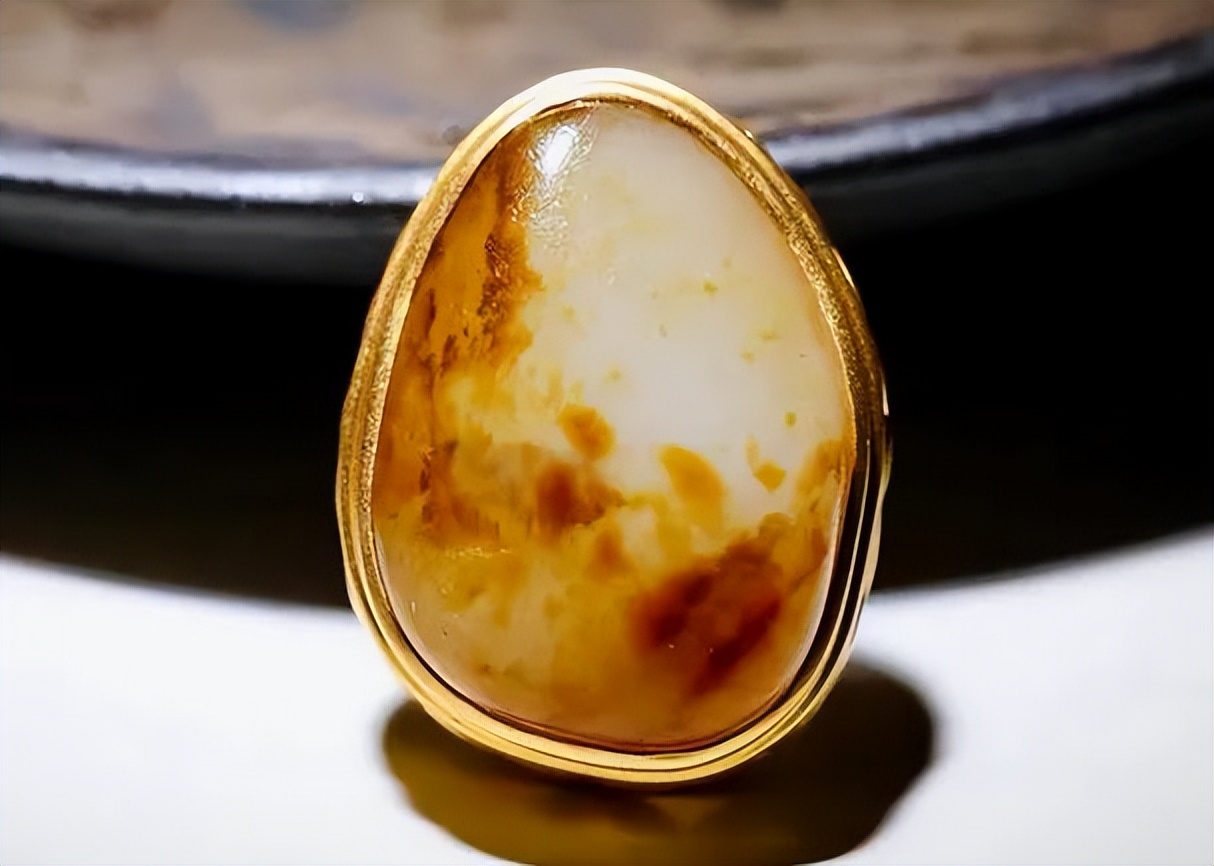 金镶玉只剩玉了怎么办,玉镶金和金镶玉的寓意