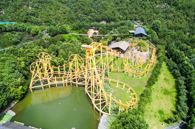 安吉中南百草园二天一夜攻略,安吉中南百草原刺激游乐项目