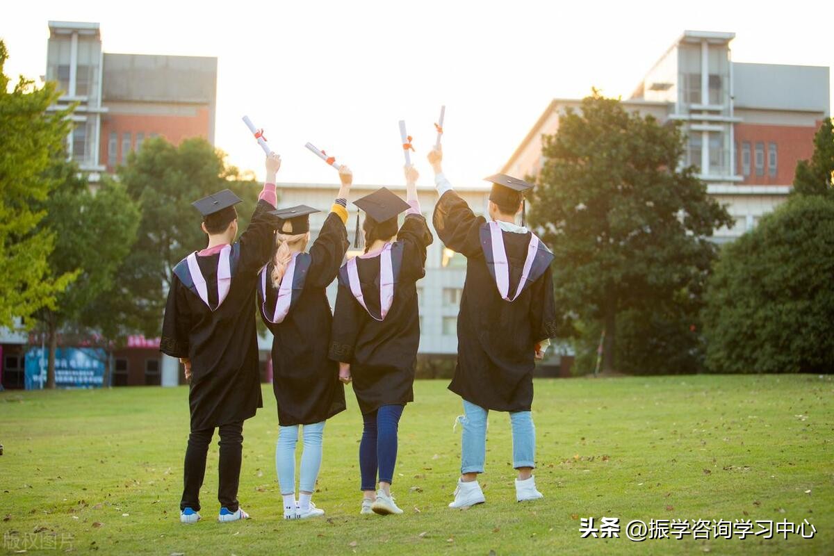 中专没读完可以报名读大专吗,没读过中专可以直接报名读大专吗