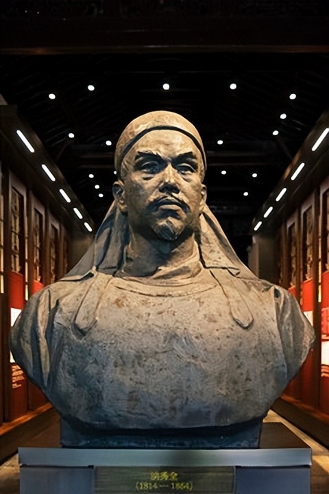 李秀成被俘后向曾国藩提出了什么,曾国藩帮李秀成躲过了剐刑