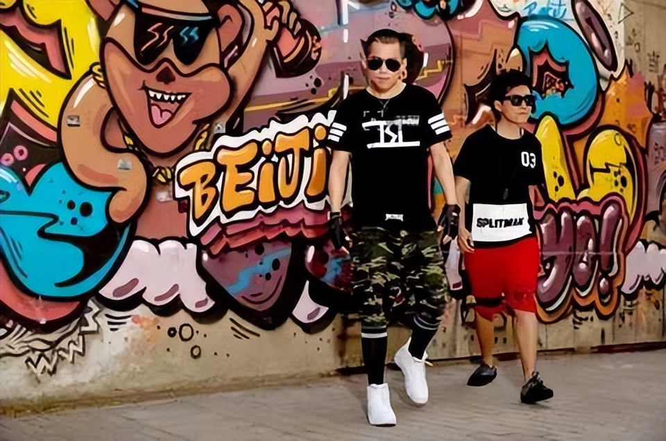 明星的潮牌值得买吗,明星的潮牌适不适合买