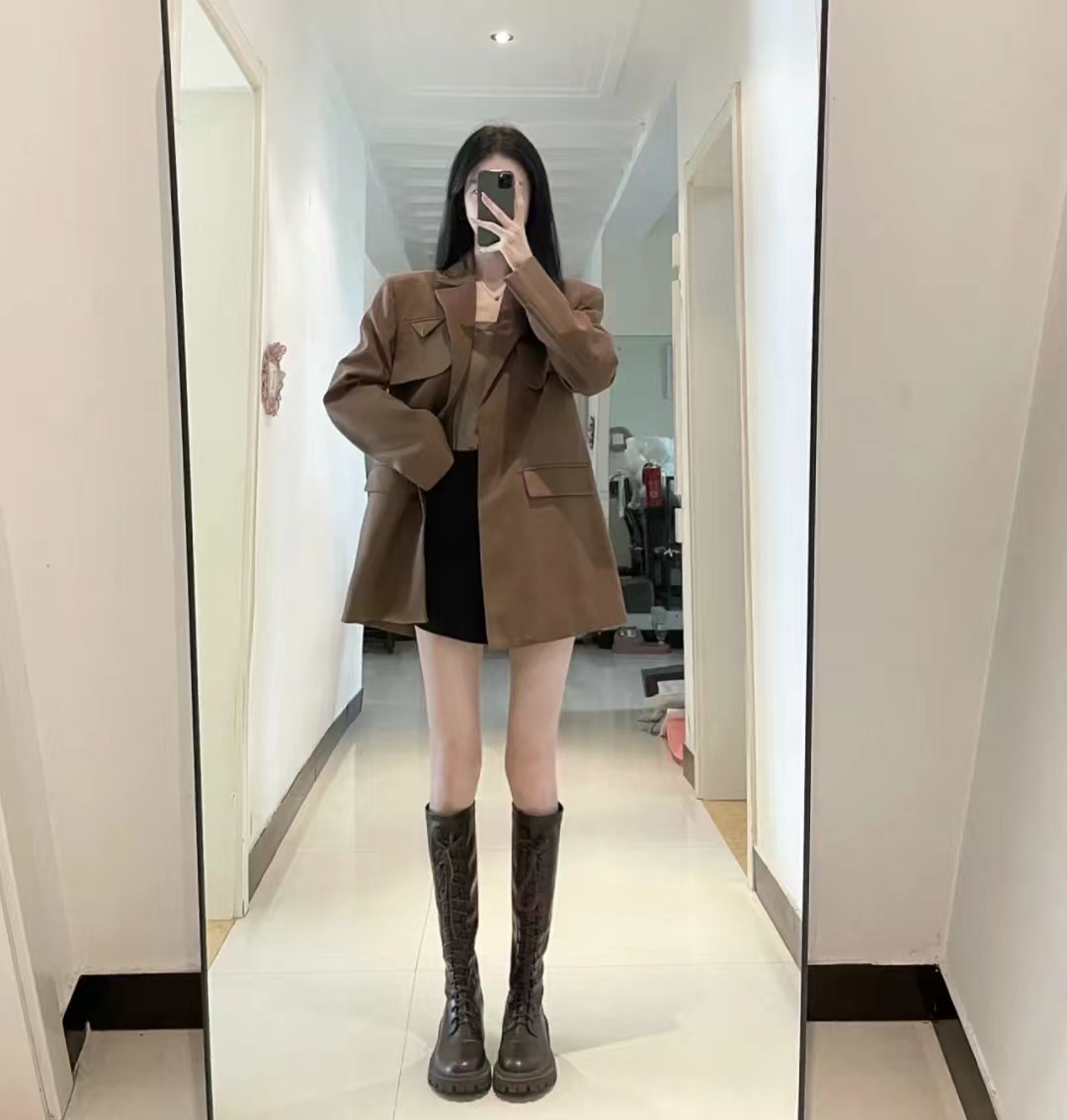 好穿又好搭时尚长筒宽靴,棕色长筒靴子女2022爆款洋气气质
