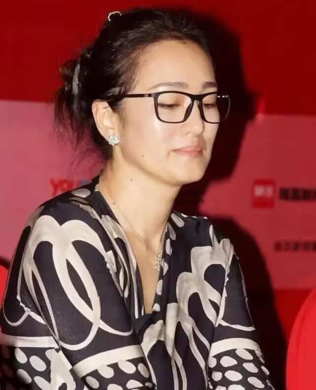 巩俐颜值巅峰惊艳,巩俐真好看吗