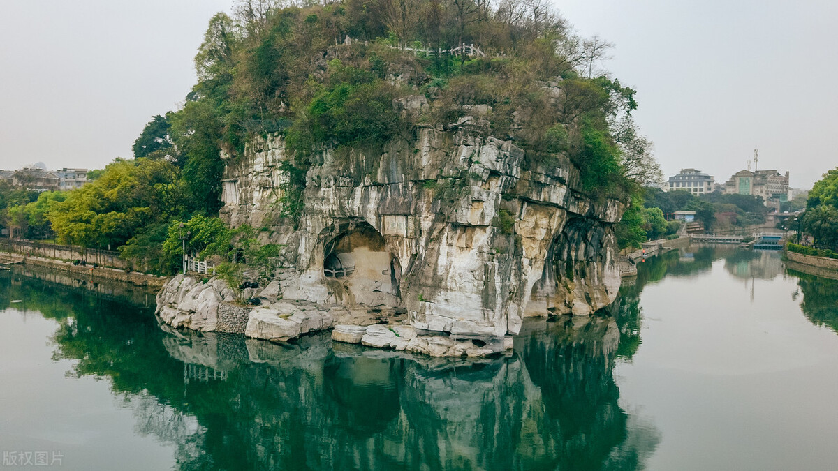 夏天自驾游最凉快的地方,旅游十大必去的地方中国夏天