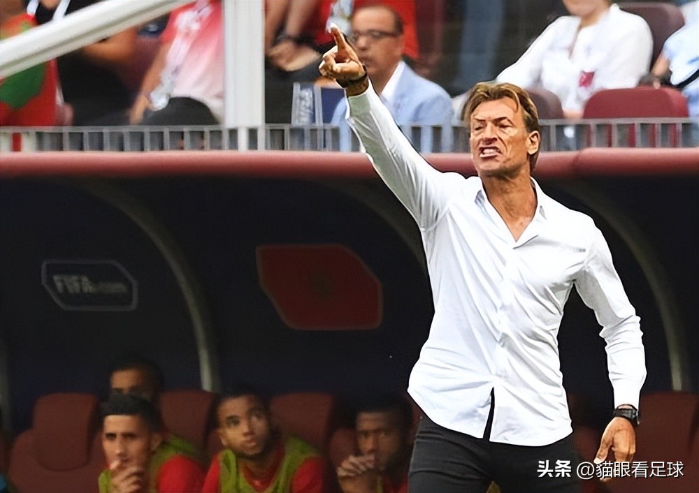 明吹实贬？沙特主帅点评梅罗：C罗在替补席难受，梅西不为钱踢球