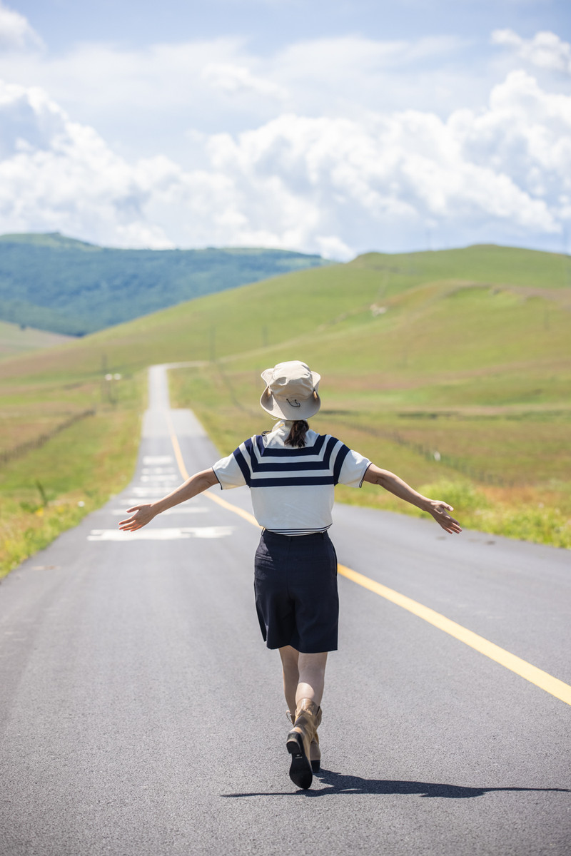 赤峰周边最美的公路,赤峰中国草原自驾游旅游胜地