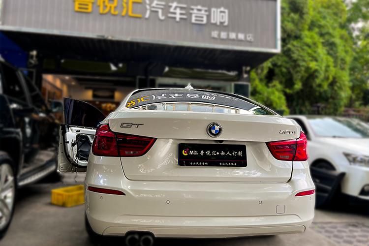 南通宝马320音响改装,320gt音响改装成都