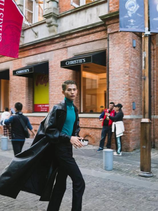 从月入3000到如今月入10w,从月入3000到年薪100000