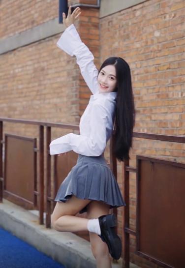 草根网红怎么样了,曾经红极一时的网红人设崩塌