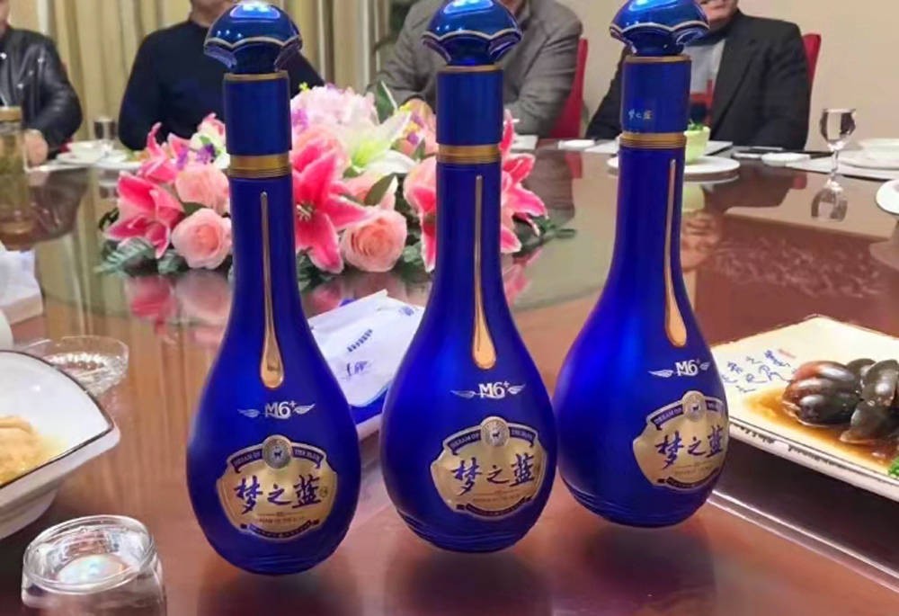 为什么懂喝酒的人不喝海之蓝,江苏人喝不喝剑南春