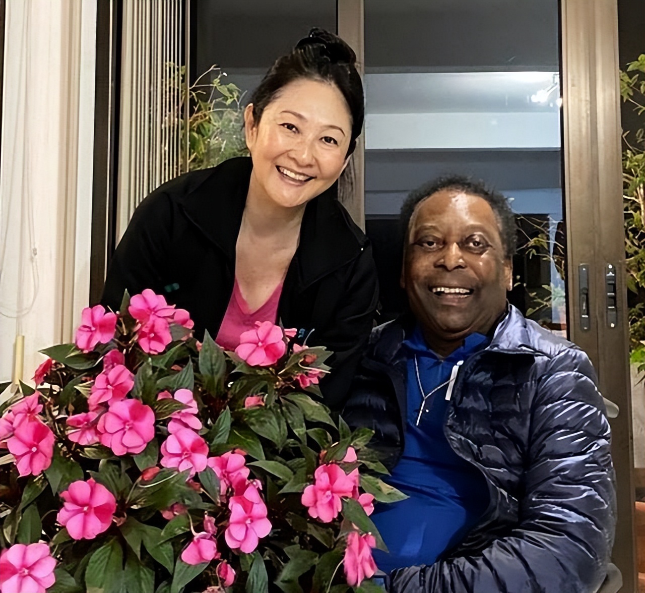 贝利球王的传奇一生,球王贝利的传奇一生电影完整