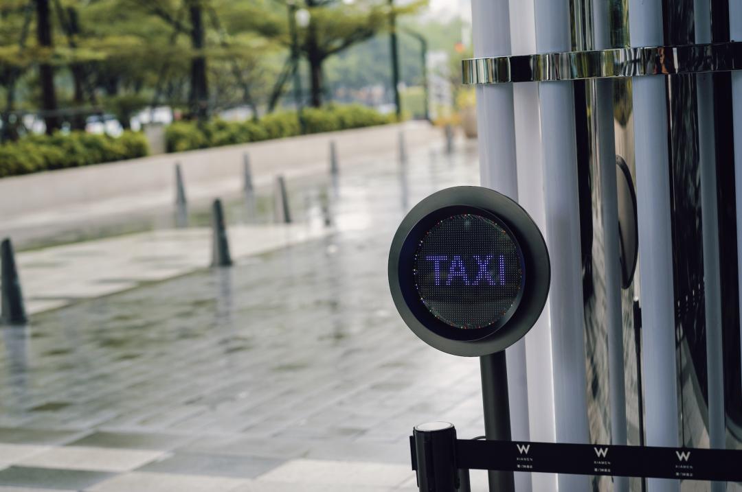 这世界是个巨大的游乐场,这世界就是巨大的游乐场