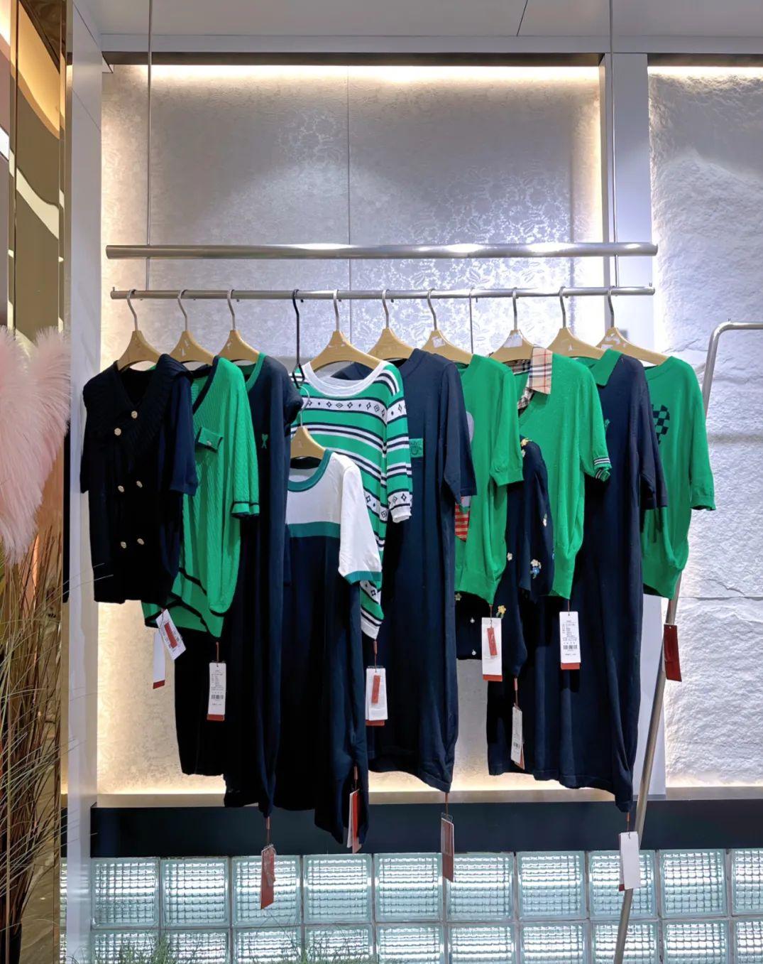 MIS·宝姿2023夏品牌折扣女装开衫桑蚕丝连衣裙马甲裤裙穿搭