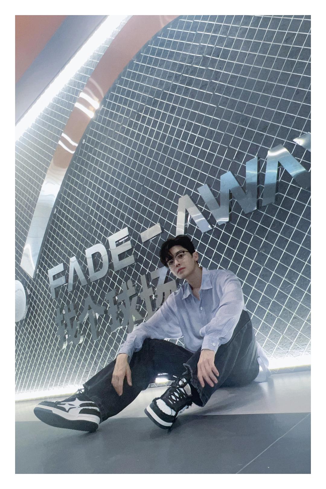 侯明昊最近在横店拍戏吗,侯明昊横店最新路途