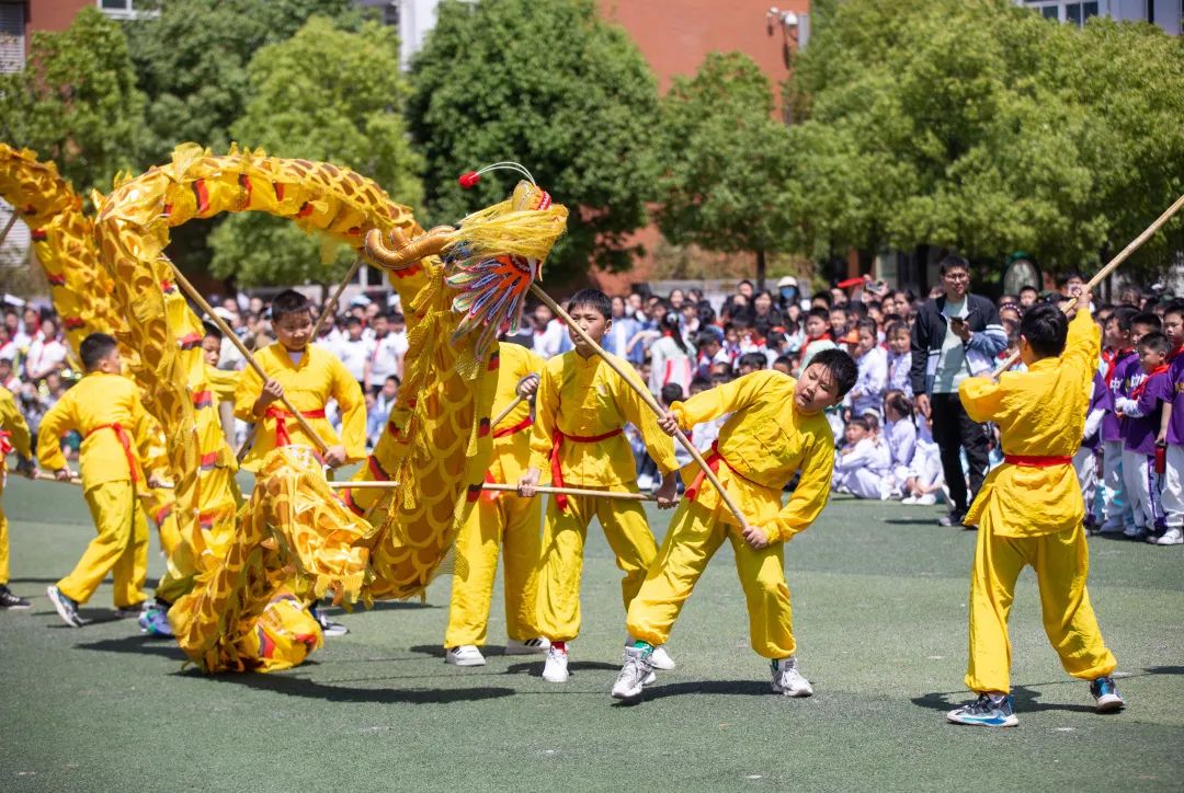 穿汉服的六年级学生舞蹈,穿汉服的舞蹈小学生