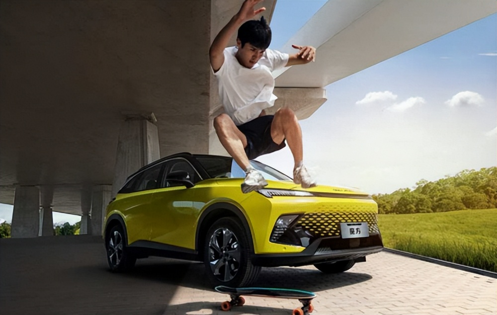 北汽魔方9月最新优惠,北汽魔方11.99万优惠多少