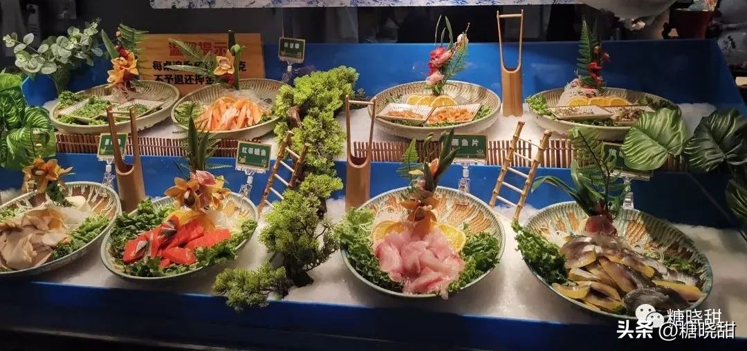 美食探店看着蒜蓉虾流口水,海鲜鲍鱼小龙虾螃蟹