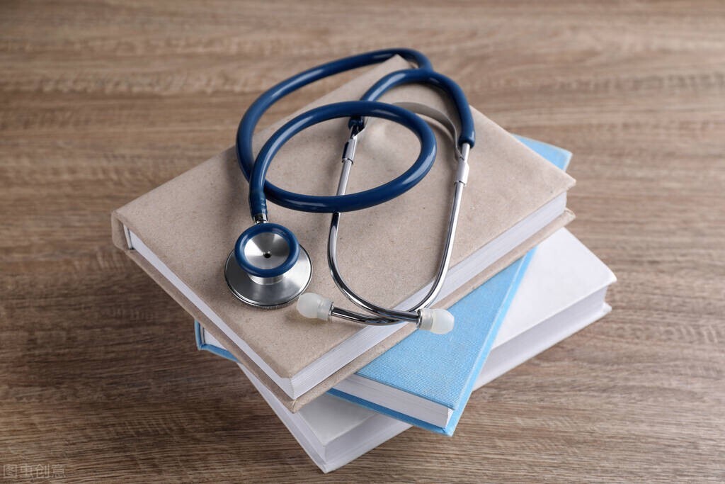 初中毕业迷茫学什么好,初中毕业迷茫的时候应该去哪打拼