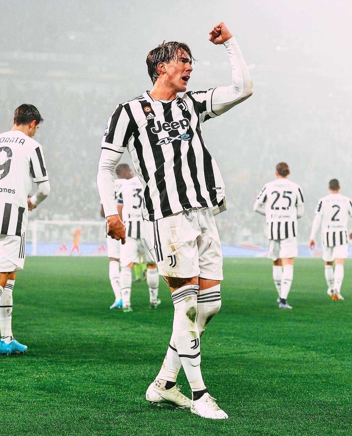 足坛何时才能再出梅罗,足球十大新星梅罗