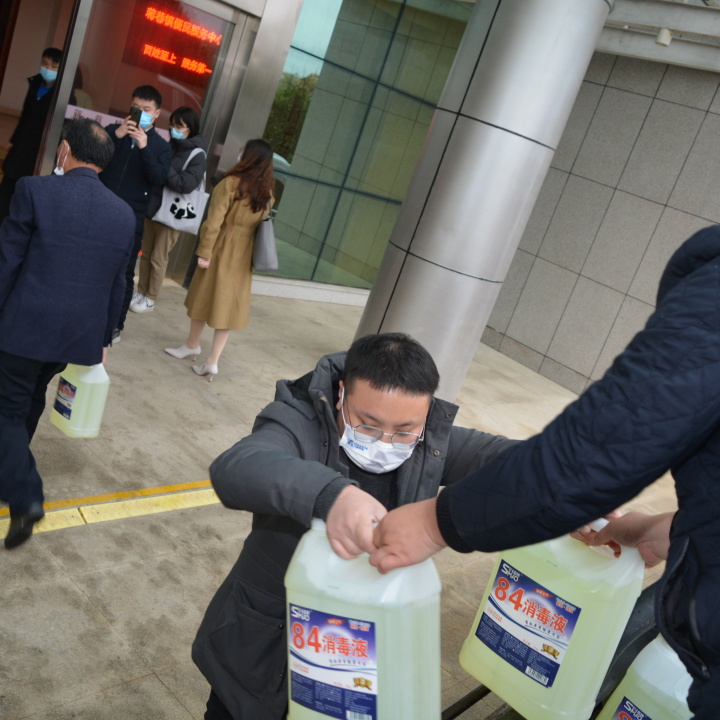 飞尚暖心助战“疫”·共克时艰显担当