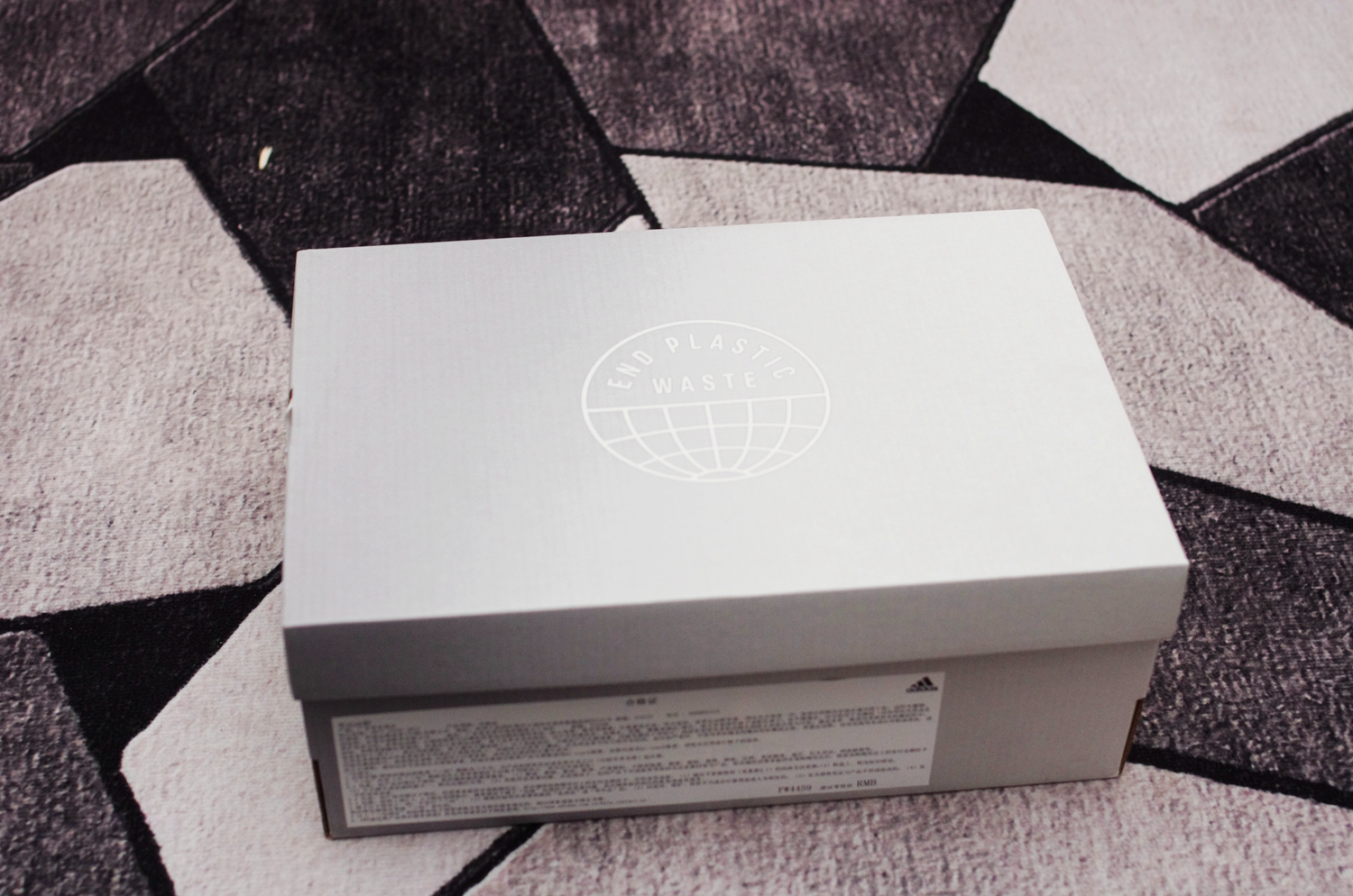 阿迪达斯擦鞋神器,阿迪单车鞋