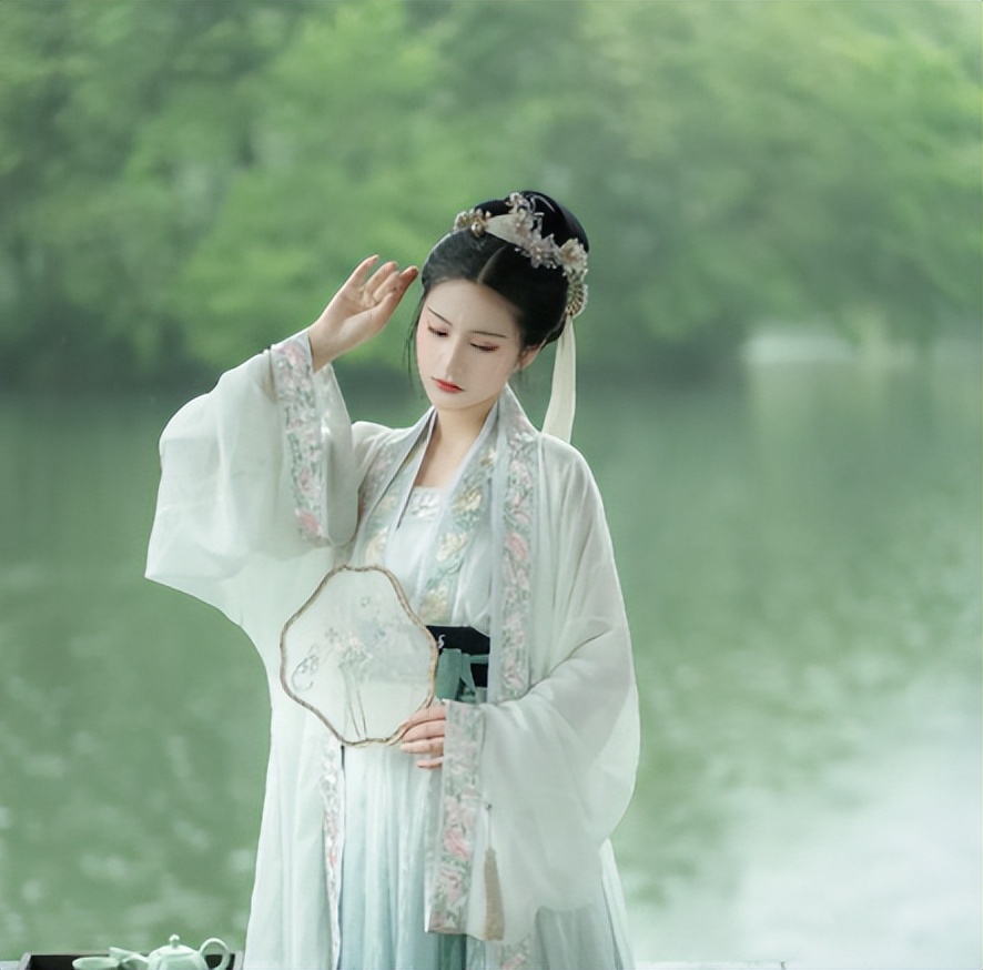 梦华录带火国风女装,梦华录汉服大卖