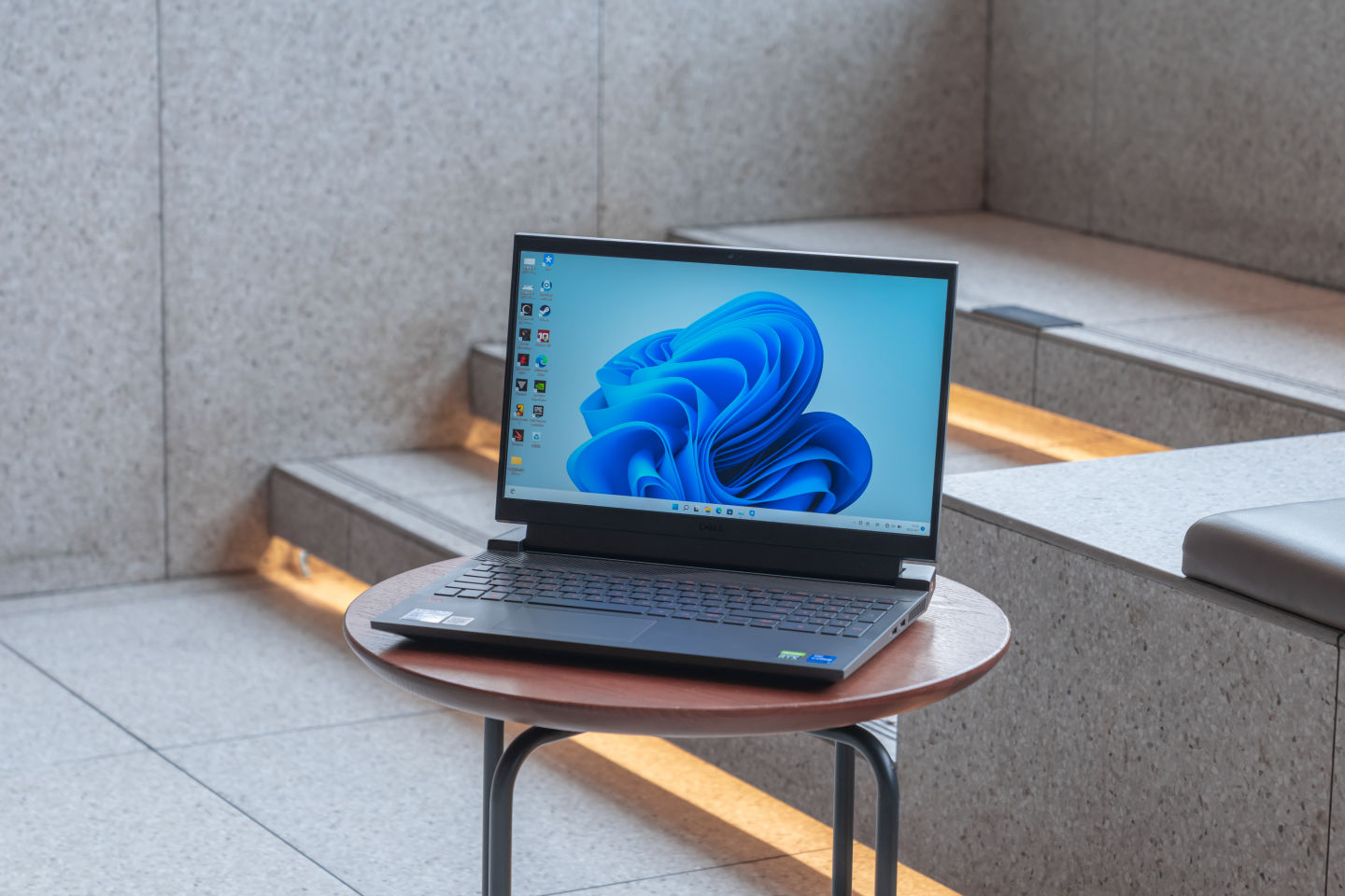 戴尔游匣g155511怎么加固态硬盘,dell游匣g155520硬盘测试