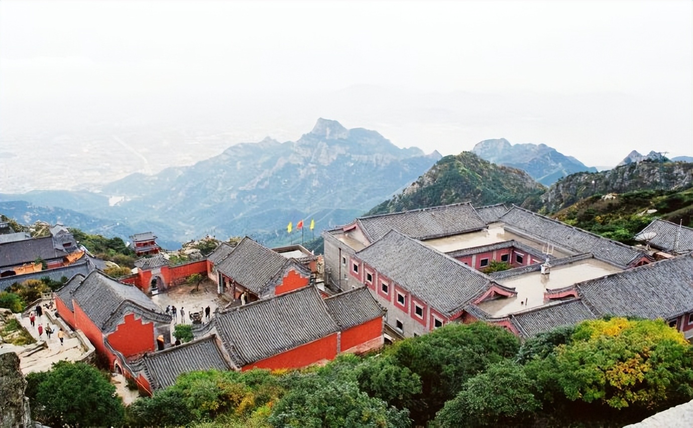 陪伴二老去远游（3）——山东、大连行