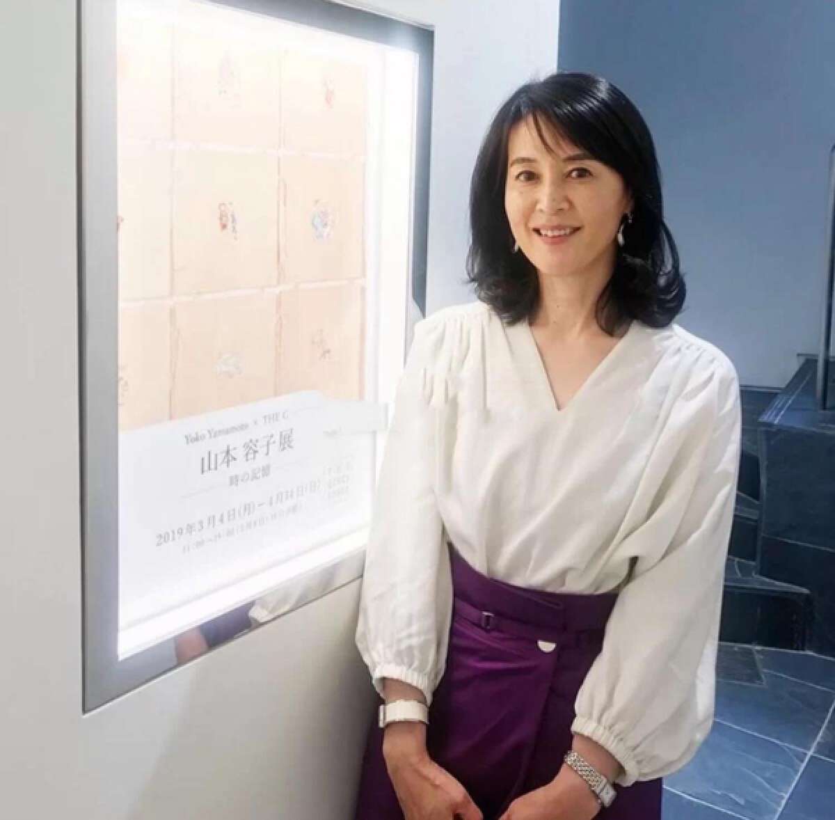 40岁女人适合短发还是长发,女人过四十留长发还是短发显年轻