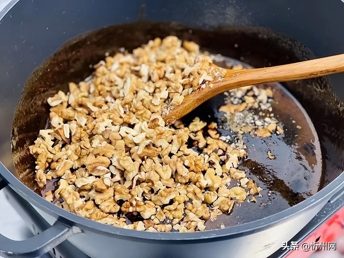 正宗阿胶糕的做法与配方,阿胶糕的制作方法和用量