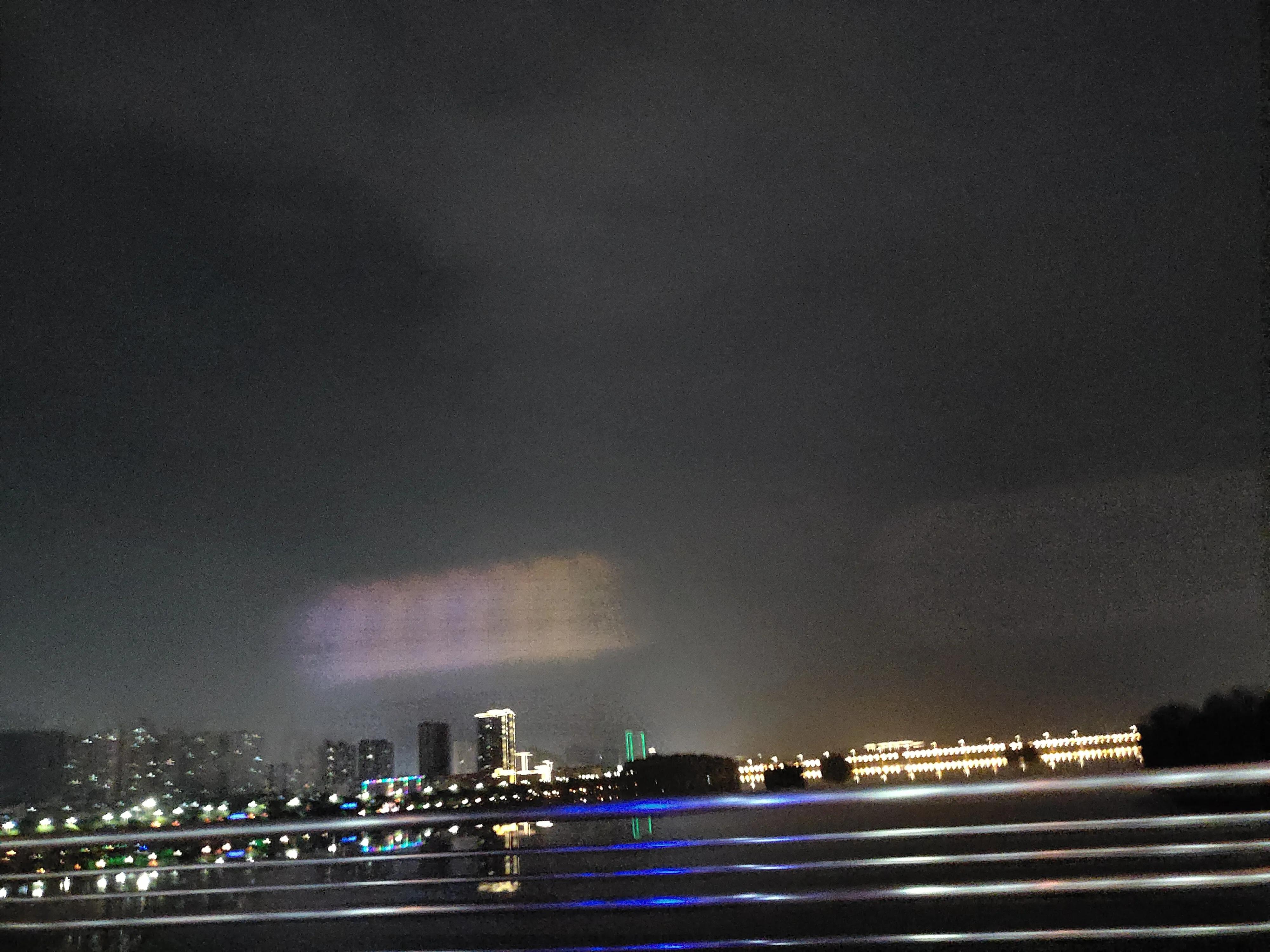 在火车上怎么打发时间有意思,火车长途怎么打发时间