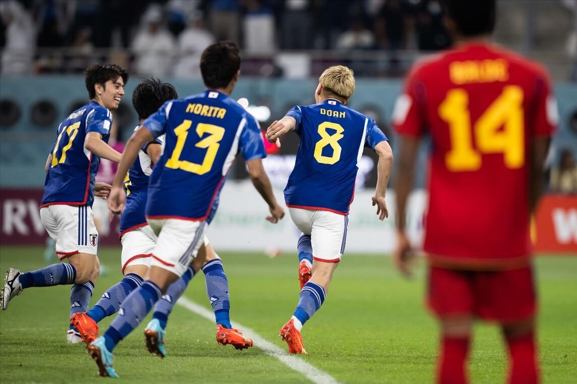 西班牙对摩洛哥大小球分析,西班牙vs摩洛哥半场激战正酣