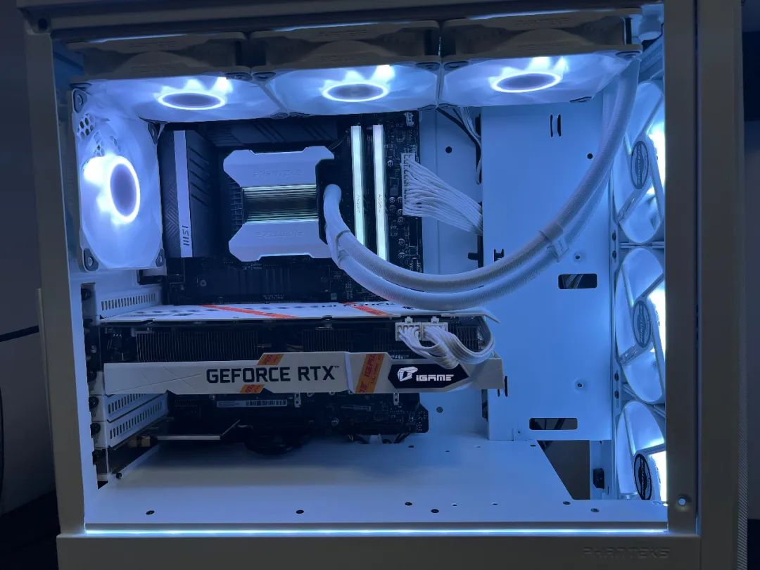 i712700b660m鍐呭瓨瓒呴,i77700hq瓒呴鏁欑▼