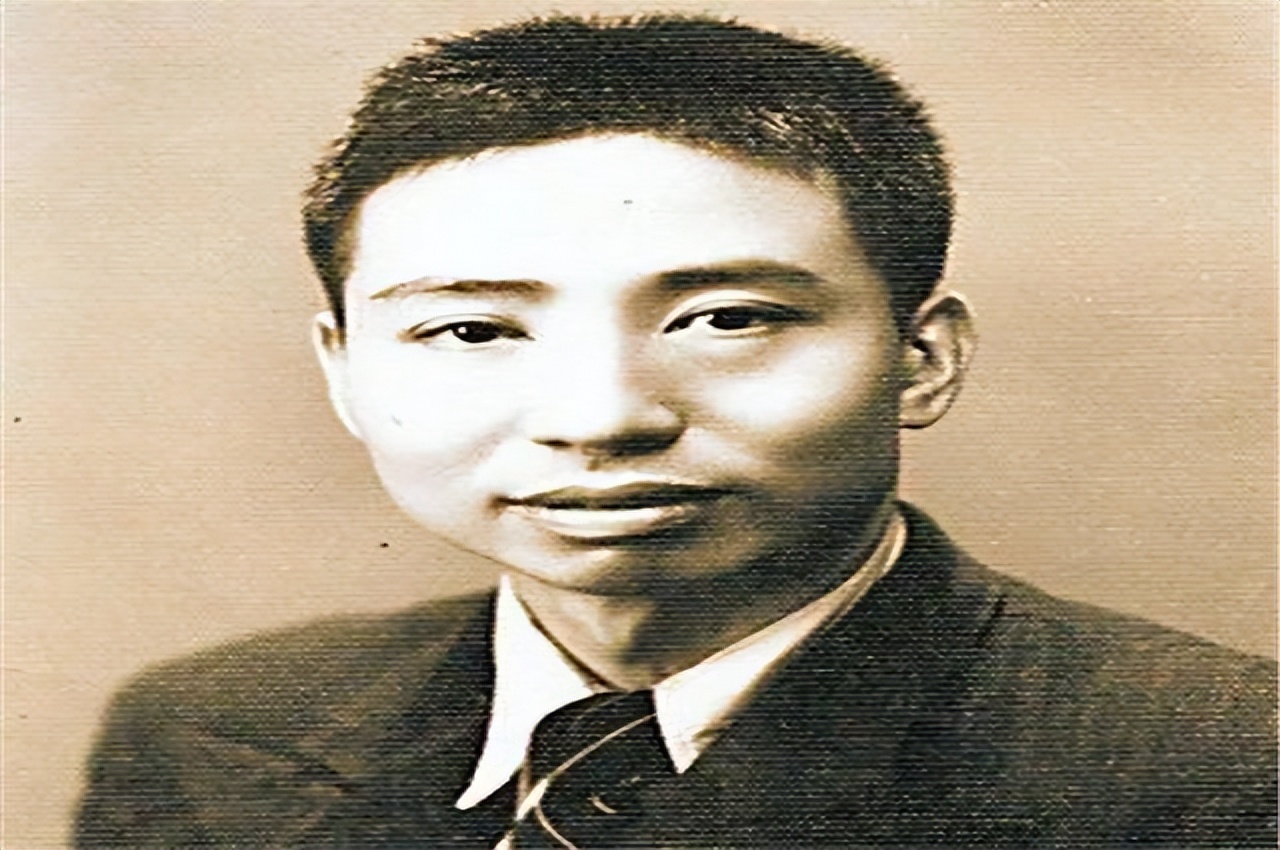 身份是最高机密的红色特工有人说他叛变周总理却说无法下定论