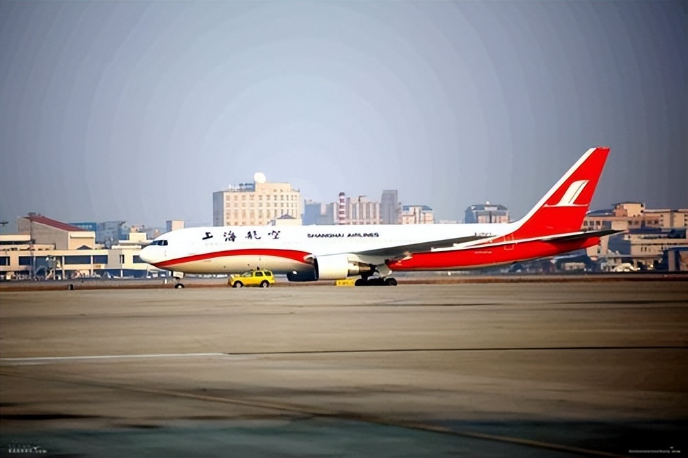 盘点中国使用过波音767的航空公司,为什么波音767是战斗力最强的客机