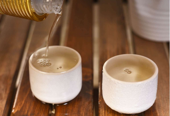 自酿散酒长期喝有什么害处,为什么自酿白酒不好喝呢