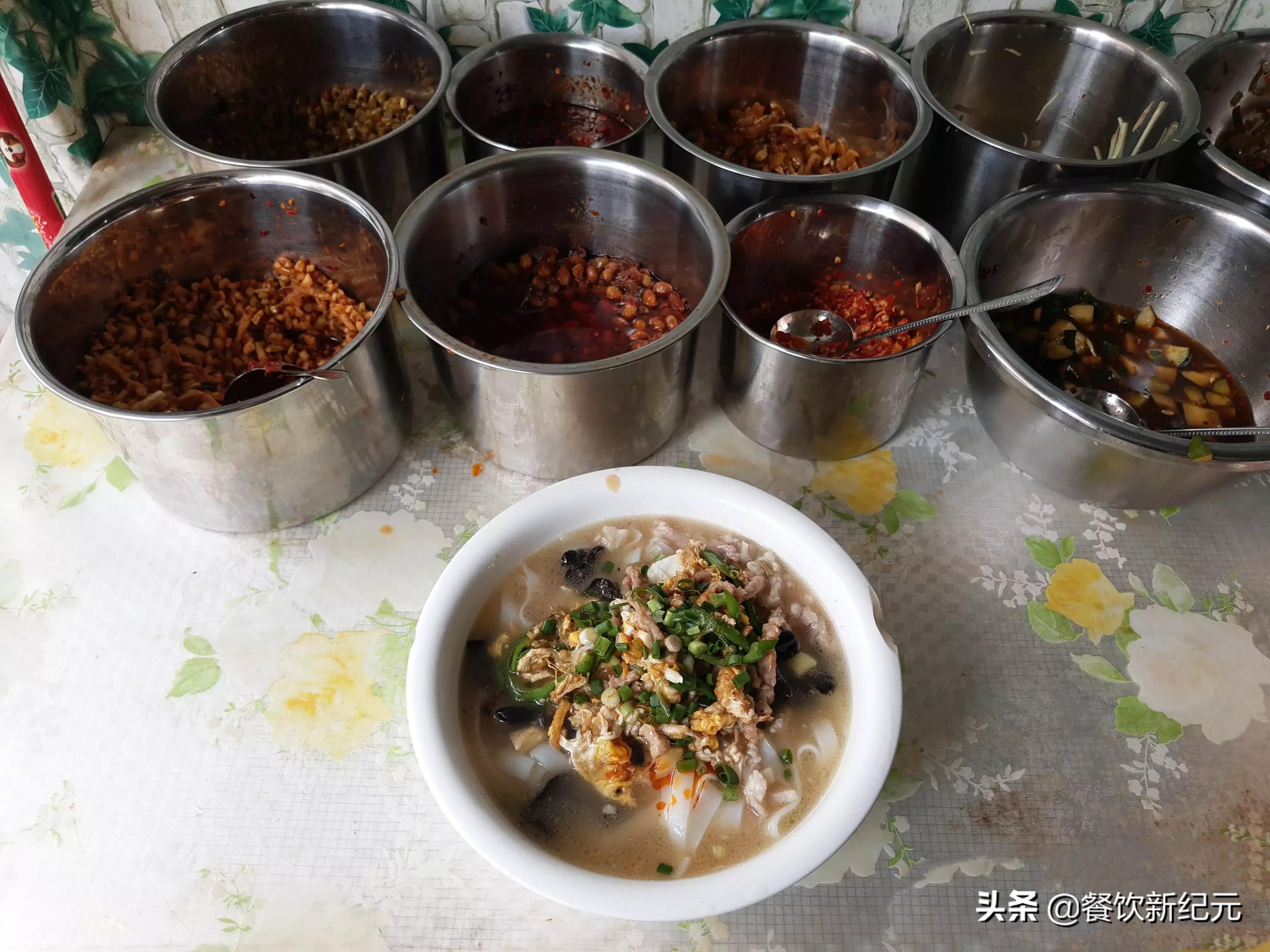 江西小伙开早餐店8天进账6万,小伙8万块钱开早餐店