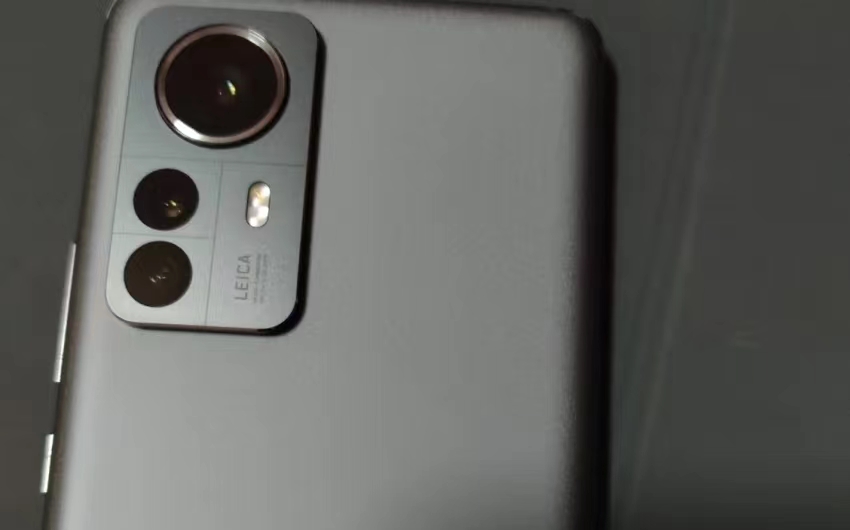 小米13和小米12SPro选哪个好,小米12续航对比13promax