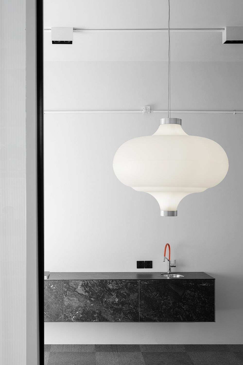 极简工业风办公室设计,200-300平米办公室工业风设计