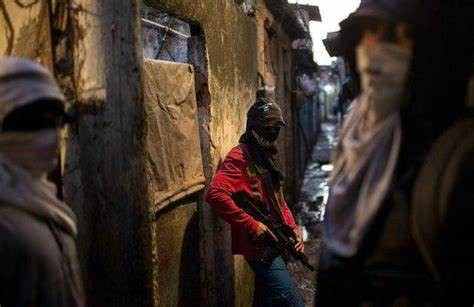 巴西贫民窟毒贩真实视频,中国记者探寻巴西贫民窟毒贩