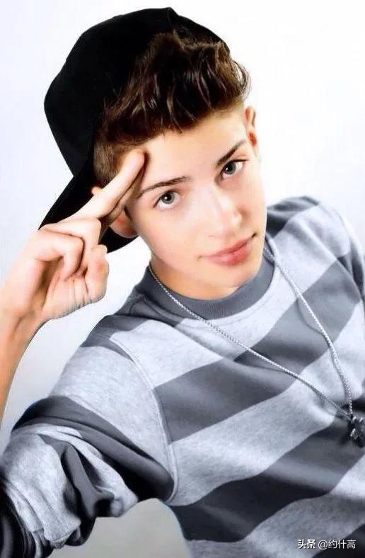 西班牙顶级神颜男星,西班牙网红manurios