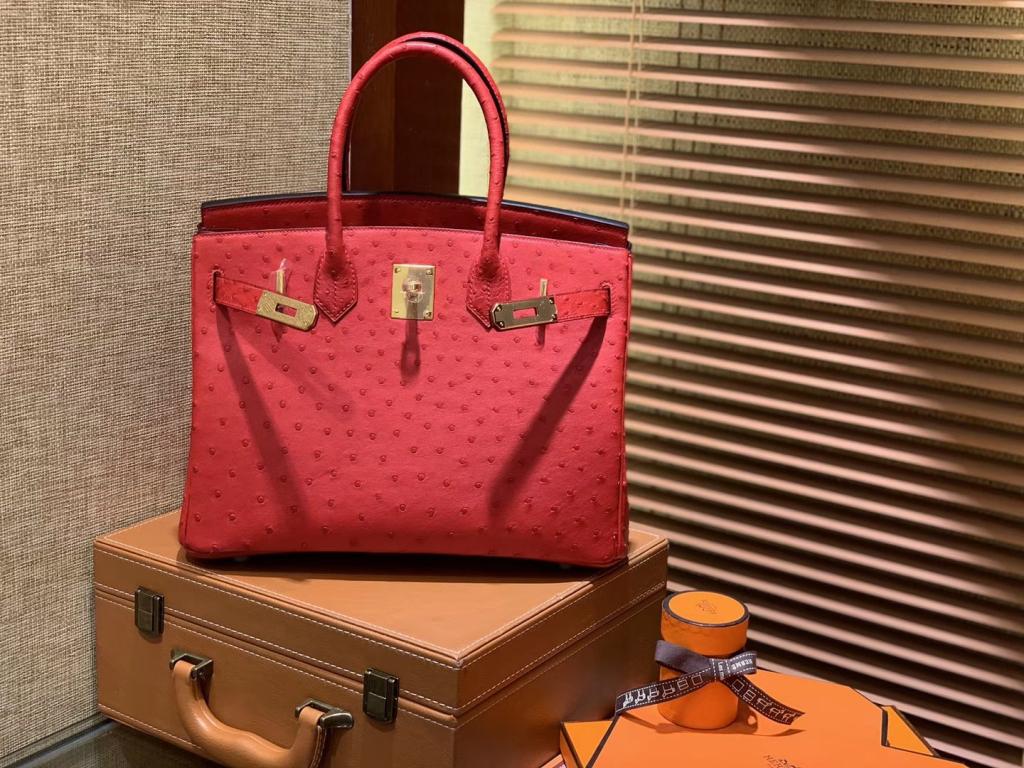 愚人节：外来的歪嘴和尚坏得很，不仅念错经，还喜欢捉弄人