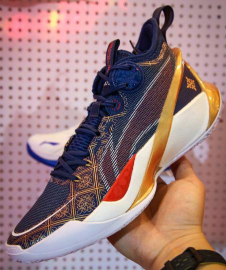 驭帅16v2与闪击9,李宁闪击第7代拖鞋